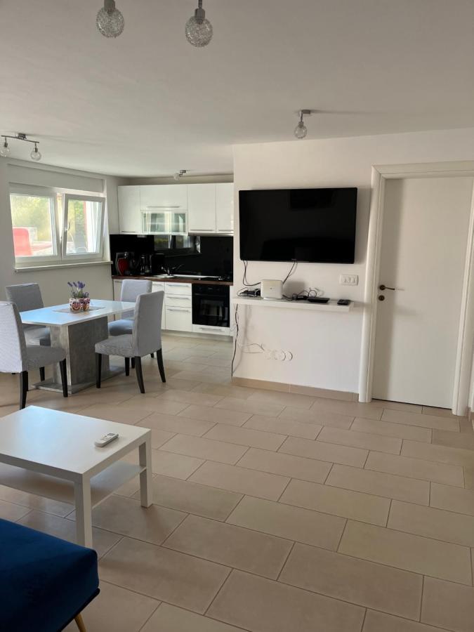 Apartment Babic Seget Vranjica Exterior foto